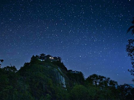 云峰山原始森林公園-繁星.jpg